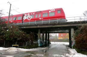 train copenhagen.jpg (103043 byte)