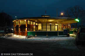 cafe_jorden_rundt.jpg (110343 byte)